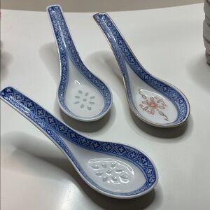 Elegant Blue and White Rice Soup Spoons